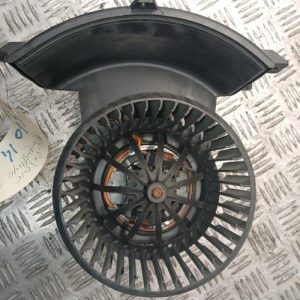 VOLKSWAGEN TRANSPORTER 5 PHASE 2