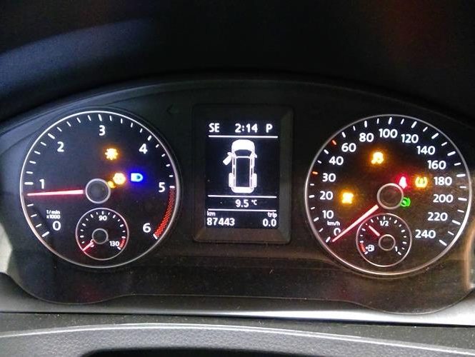 VOLKSWAGEN TRANSPORTER 5 PHASE 2