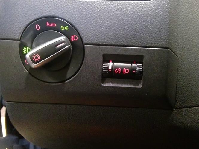 VOLKSWAGEN TRANSPORTER 5 PHASE 2