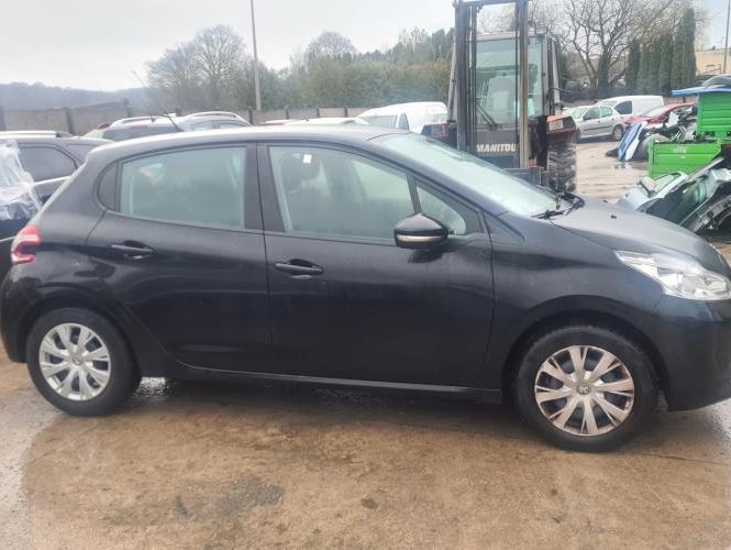 PEUGEOT 208 1 PHASE 1