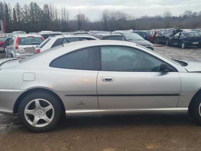PEUGEOT 406 COUPE
