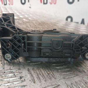 VOLKSWAGEN TRANSPORTER 5 PHASE 2