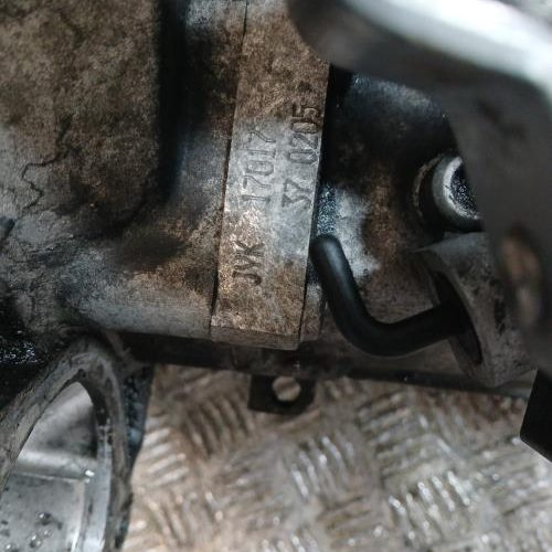 VOLKSWAGEN TOURAN 1 PHASE 1