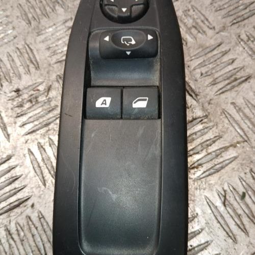 PEUGEOT 208 1 PHASE 1