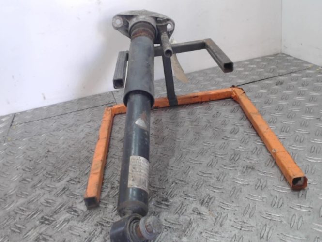 VOLKSWAGEN PASSAT 5 CC COUPE