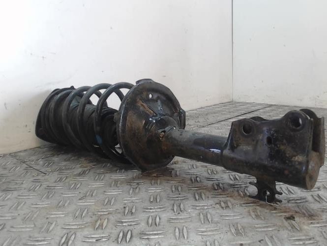 TOYOTA YARIS 1 PHASE 1