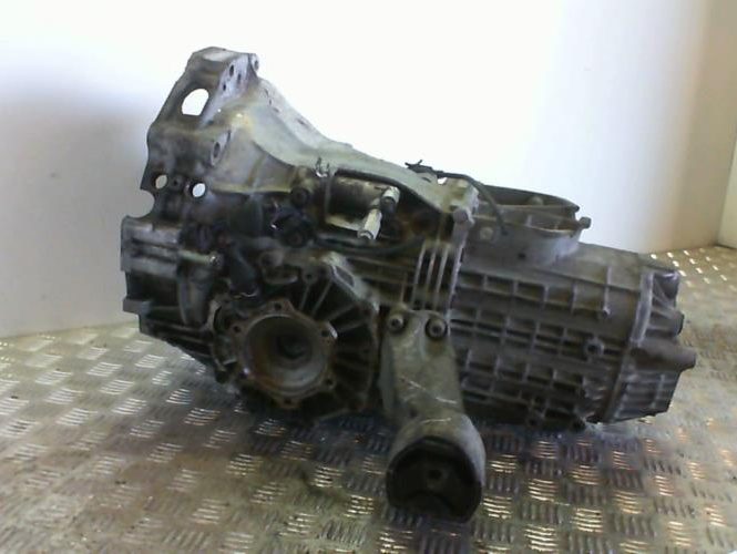 VOLKSWAGEN PASSAT 4 PHASE 1