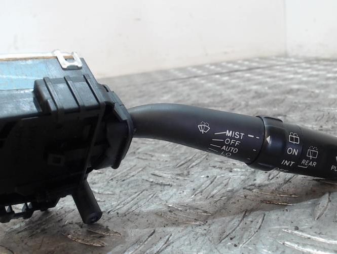 TOYOTA AVENSIS 2 PHASE 1 BREAK