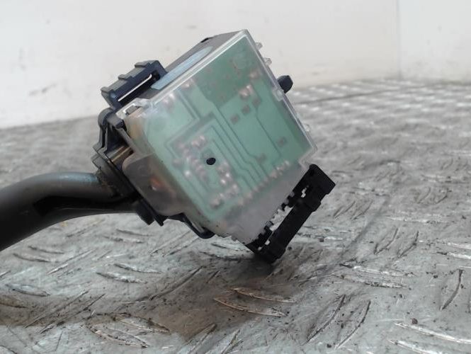 TOYOTA AVENSIS 2 PHASE 1 BREAK