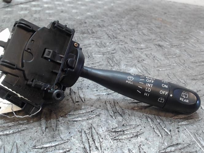 TOYOTA YARIS 1 PHASE 1