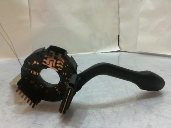 VOLKSWAGEN POLO 3 PHASE 1