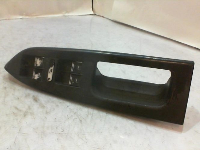 VOLKSWAGEN TOURAN 1 PHASE 1