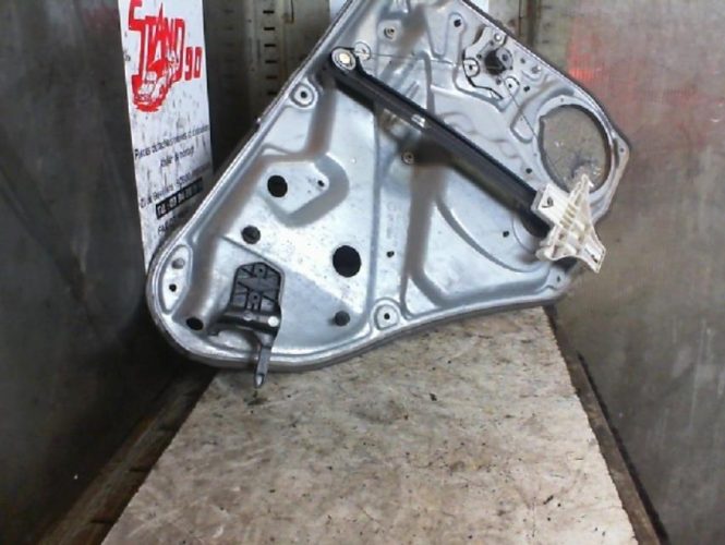 VOLKSWAGEN PASSAT 4 PHASE 1