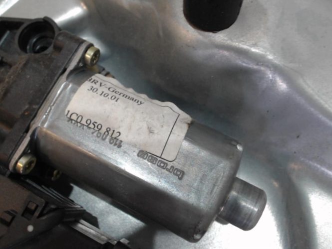 VOLKSWAGEN PASSAT 4 PHASE 2