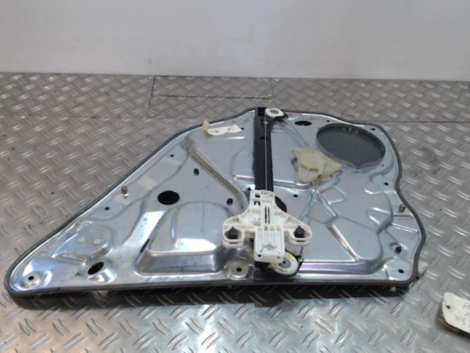 VOLKSWAGEN POLO 4 PHASE 1