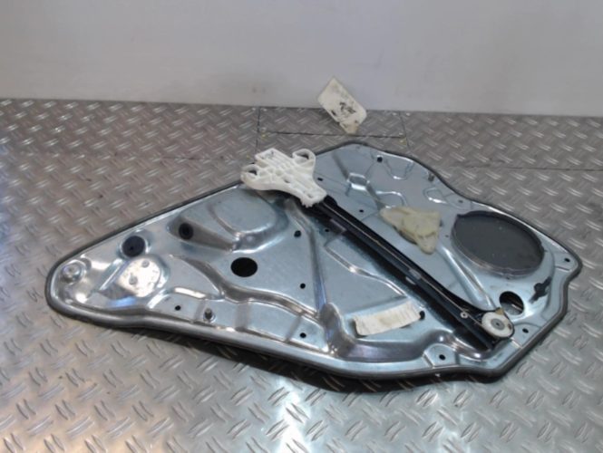 VOLKSWAGEN POLO 4 PHASE 1