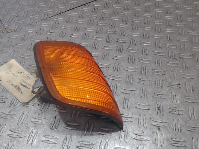 MERCEDES 250 W124 PHASE 1