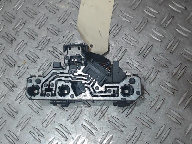 VOLKSWAGEN POLO 3 PHASE 1