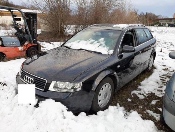 AUDI A4 2 AVANT PHASE 1 BREAK