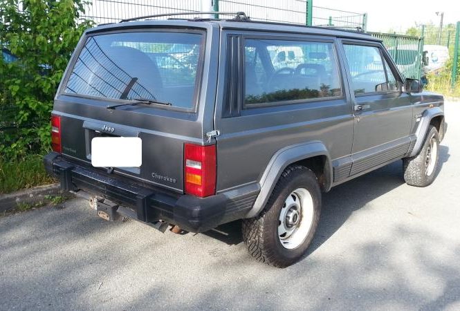 JEEP CHEROKEE