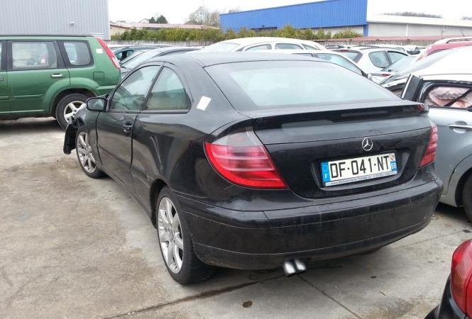 MERCEDES CLASSE C 203 COUPE SPORT PHASE 1