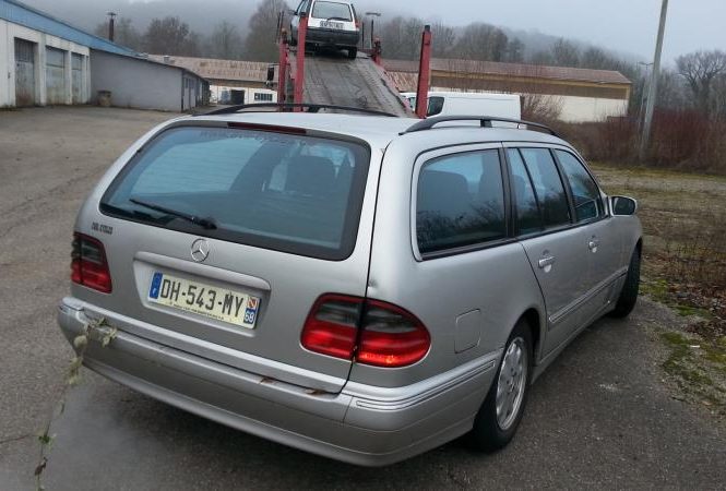 MERCEDES CLASSE E 210 PHASE 2 BREAK
