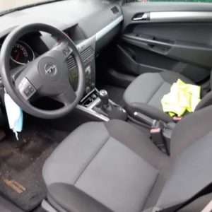 OPEL ASTRA H PHASE 1