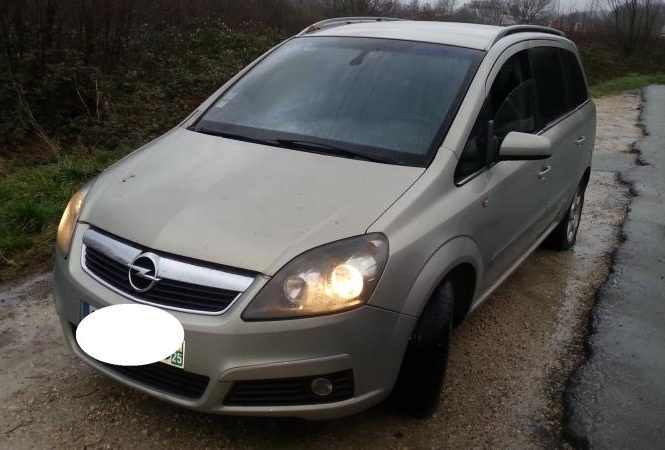 OPEL ZAFIRA B PHASE 1