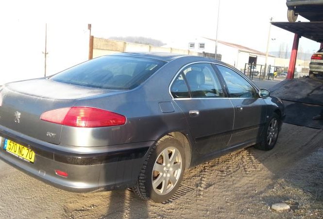 PEUGEOT 607