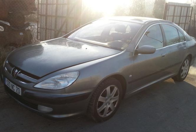 PEUGEOT 607