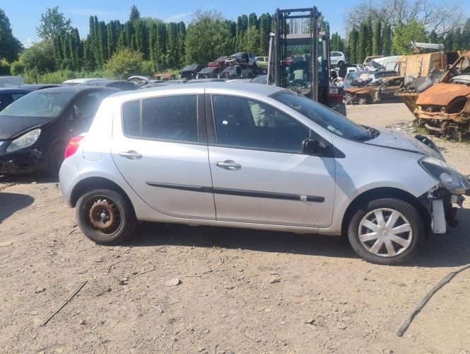 RENAULT CLIO 3 PHASE 1