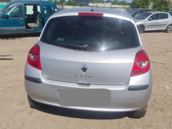 RENAULT CLIO 3 PHASE 1