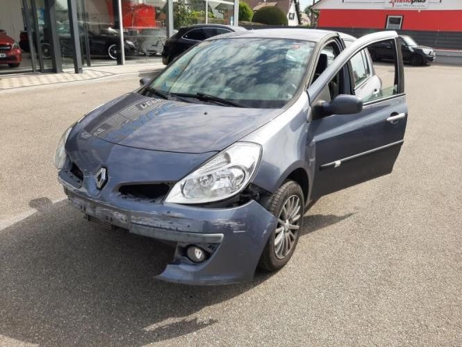 RENAULT CLIO 3 PHASE 1