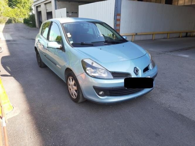 RENAULT CLIO 3 PHASE 1