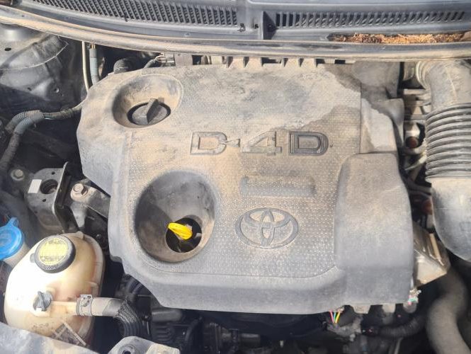 TOYOTA YARIS 2 PHASE 2