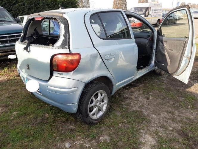 TOYOTA YARIS 1 PHASE 2