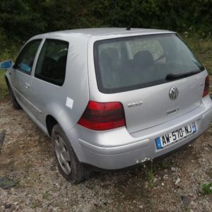 VOLKSWAGEN GOLF 4