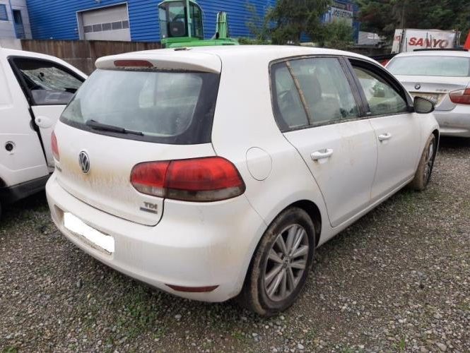 VOLKSWAGEN GOLF 6