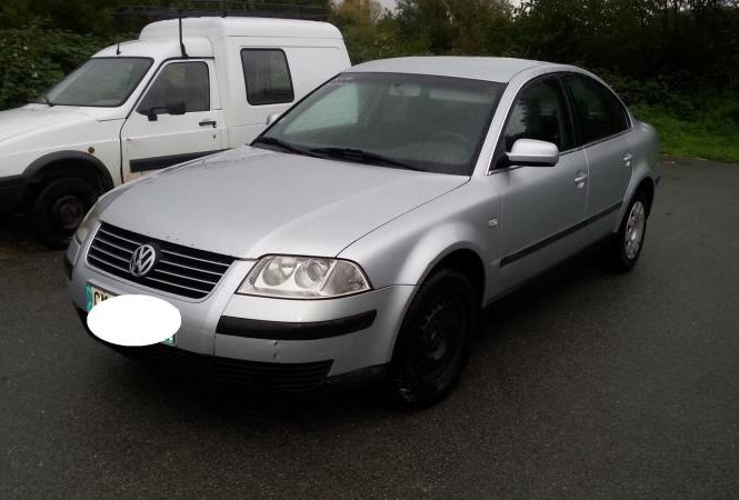 VOLKSWAGEN PASSAT 4 PHASE 1
