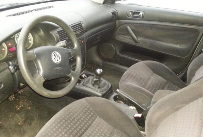VOLKSWAGEN PASSAT 4 PHASE 1