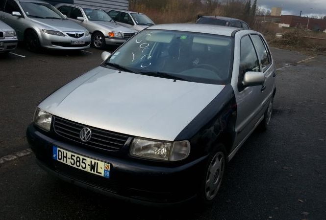 VOLKSWAGEN POLO 3 PHASE 1