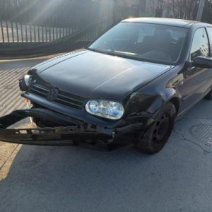 VOLKSWAGEN GOLF IV