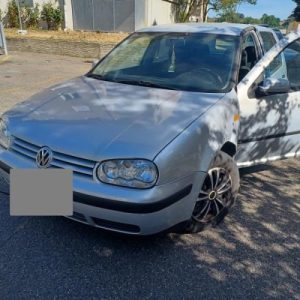 VOLKSWAGEN GOLF 4