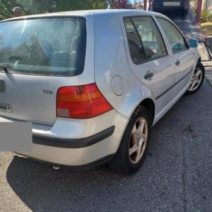 VOLKSWAGEN GOLF 4