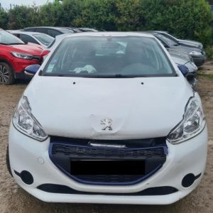 PEUGEOT 208 1