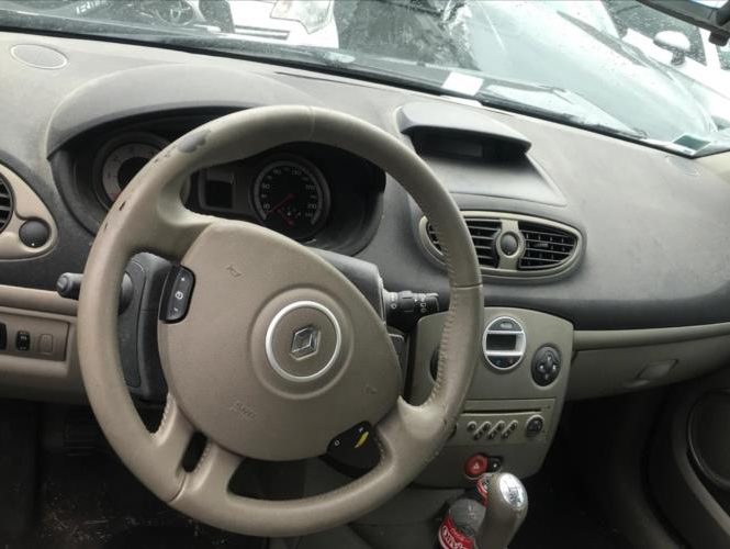 RENAULT CLIO 3 PHASE 1