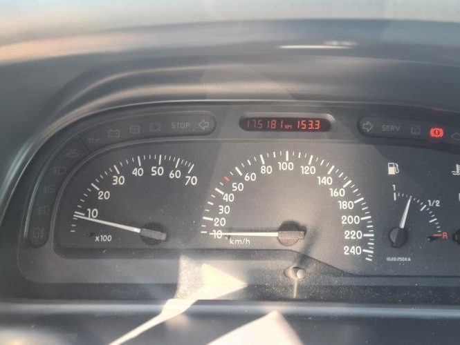 RENAULT LAGUNA 1 PHASE 2