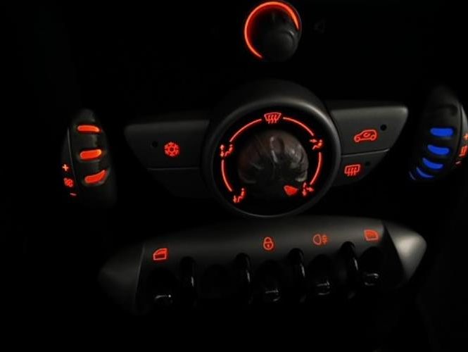 MINI MINI 2 R56 PHASE 1