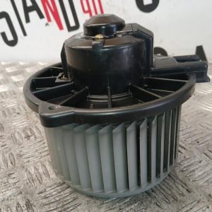 TOYOTA YARIS 1 PHASE 2