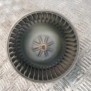 TOYOTA YARIS 1 PHASE 2